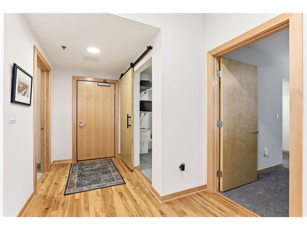 1240 S 2nd Street #604 Minneapolis MN 55415 7002424 image8