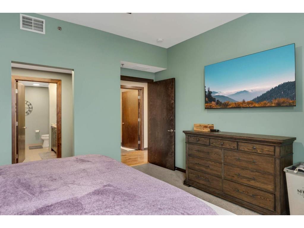 1240 S 2nd Street #701 Minneapolis MN 55415 7054281 image16