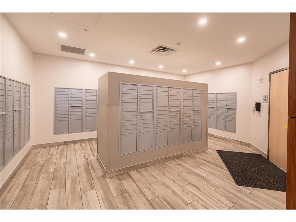 1240 S 2nd Street #709 Minneapolis MN 55415 7074380 image50