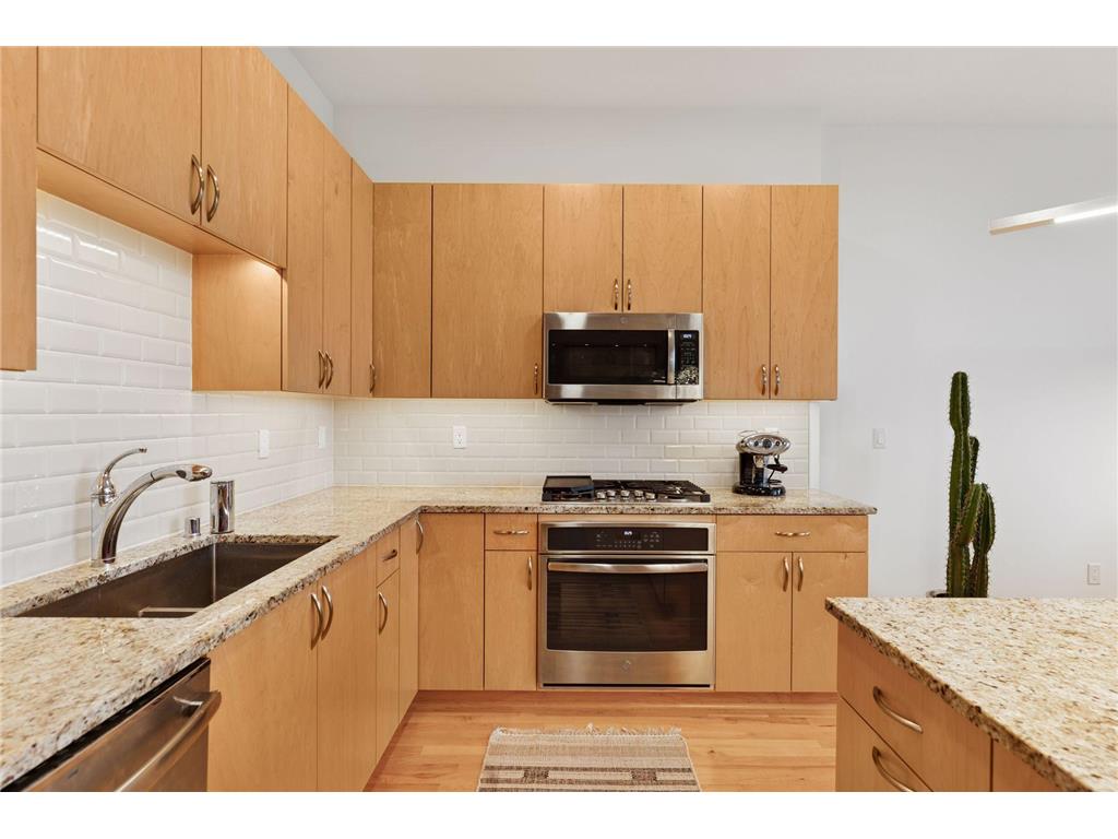 1240 S 2nd Street #822 Minneapolis MN 55415 6724639 image4