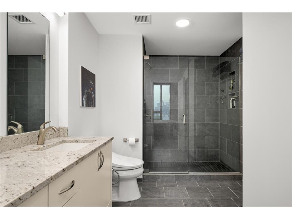 1240 S 2nd Street #825 Minneapolis MN 55415 7105361 image17