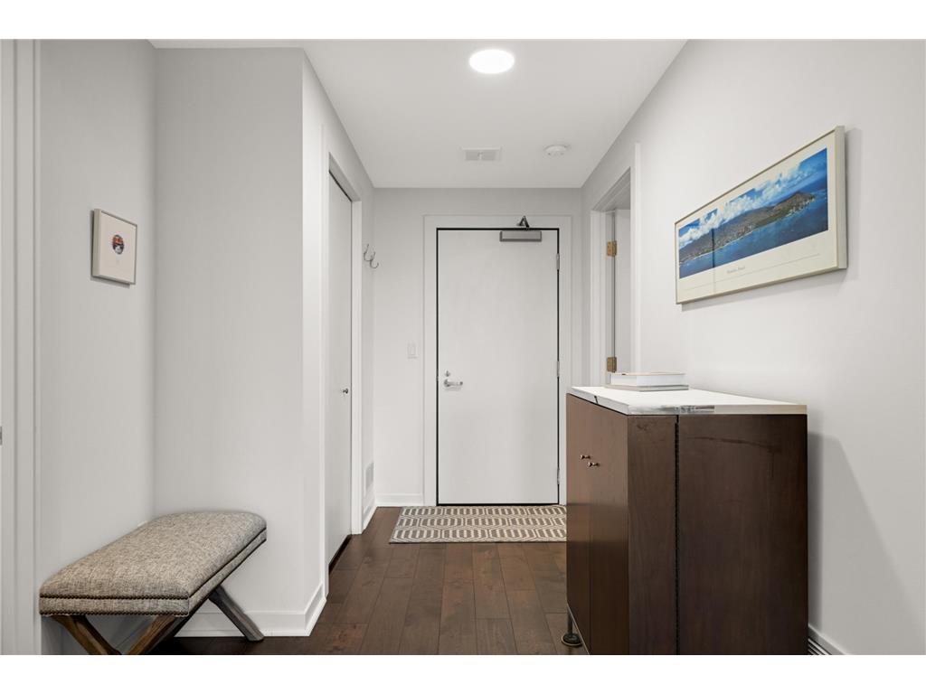 1240 S 2nd Street #825 Minneapolis MN 55415 7105361 image24