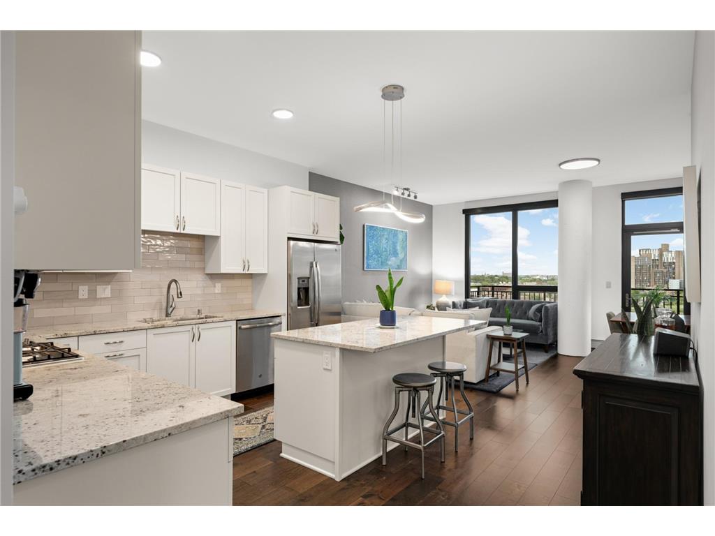 1240 S 2nd Street #825 Minneapolis MN 55415 7105361 image3