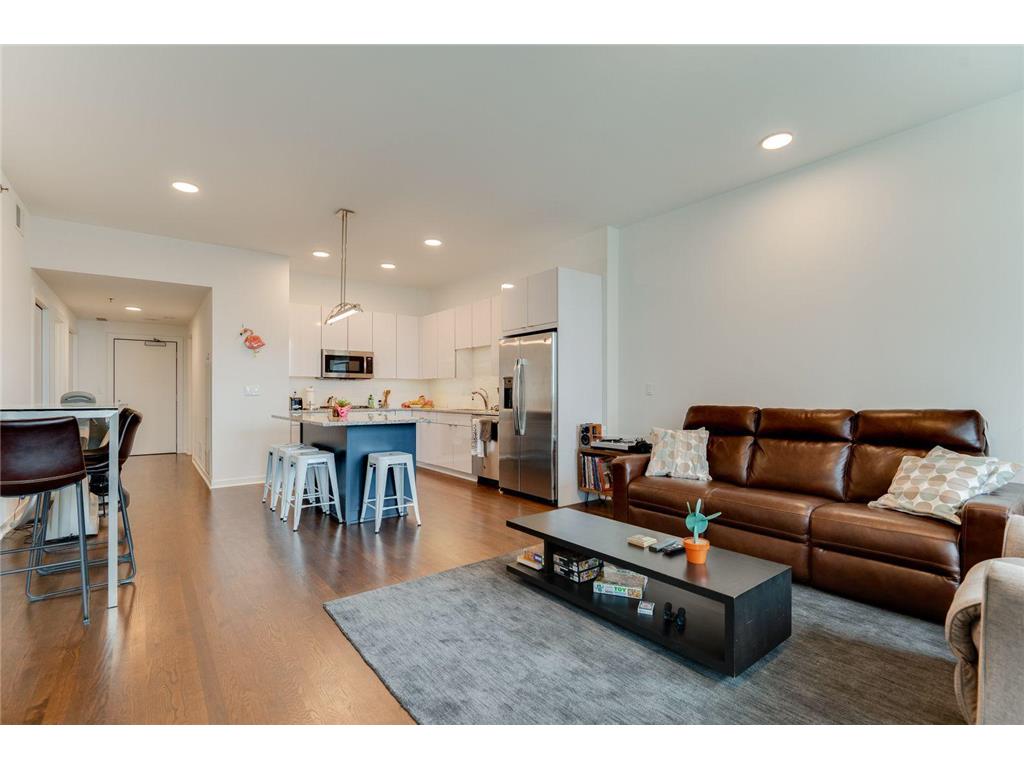 1240 S 2nd Street #827 Minneapolis MN 55415 6382163 image1