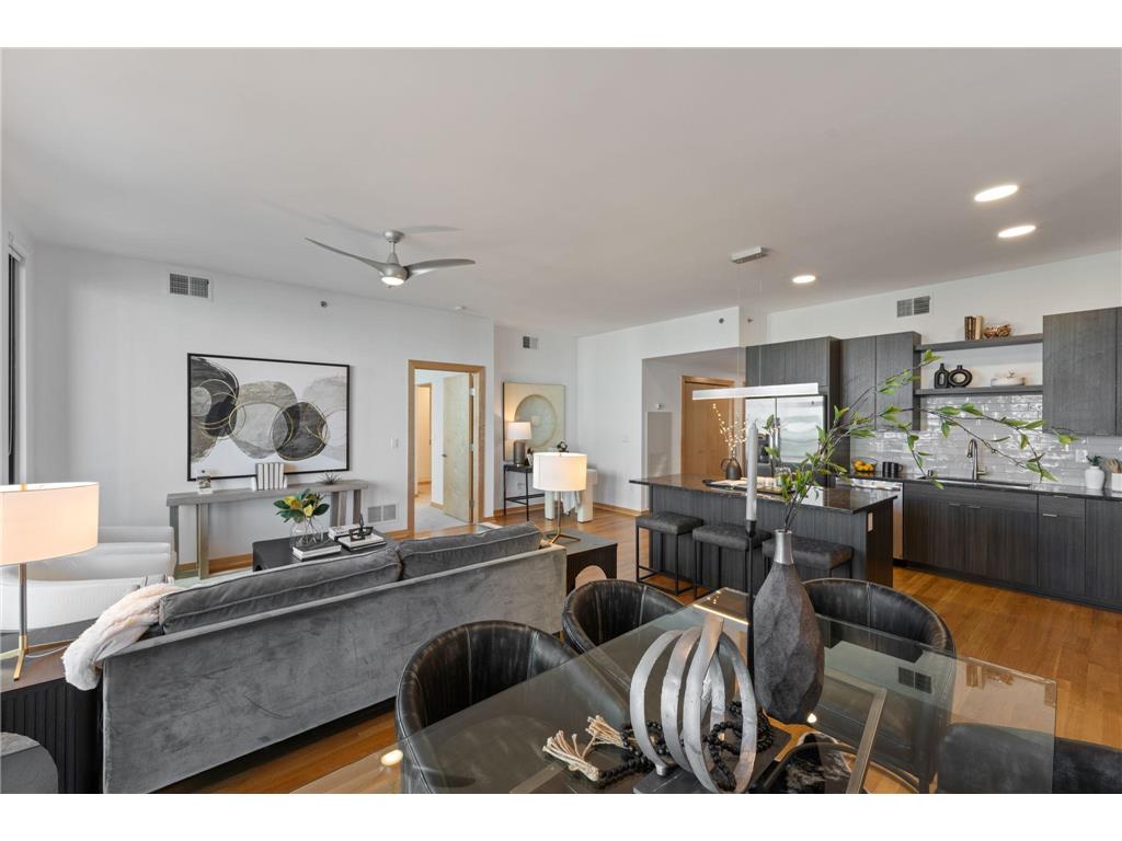 1240 S 2nd Street #922 Minneapolis MN 55415 7046736 image1
