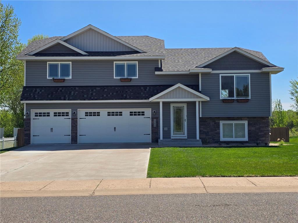 1240 W 6th Street Rush City MN 55069 7083073 image1