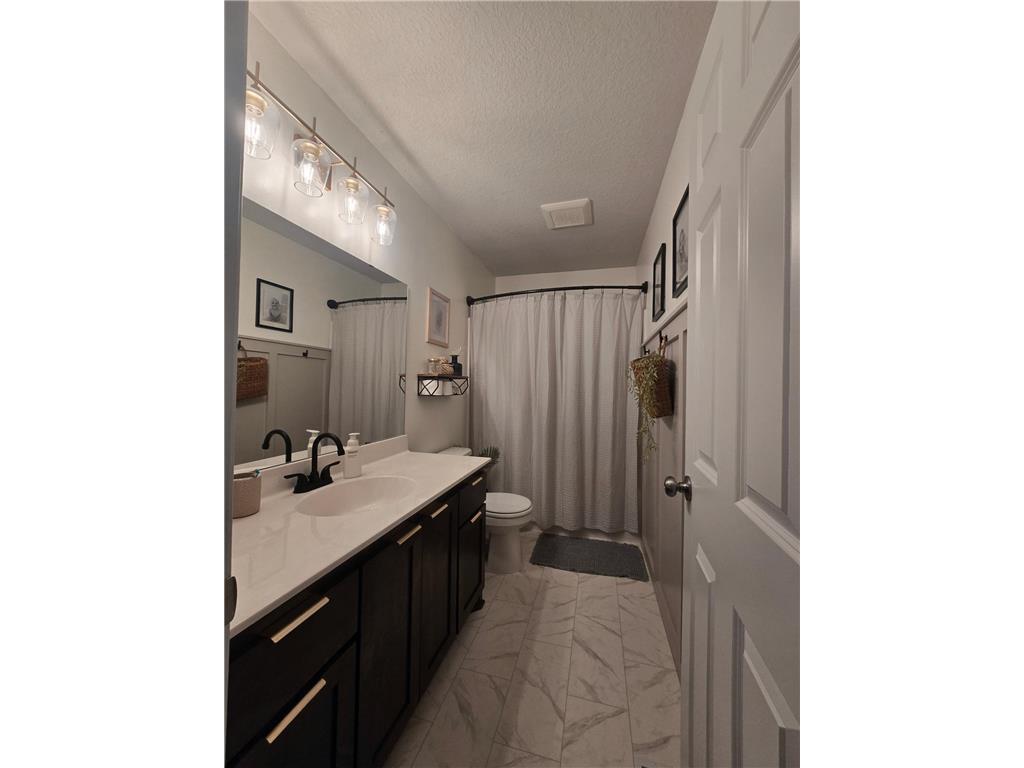 1240 W 6th Street Rush City MN 55069 7083073 image32