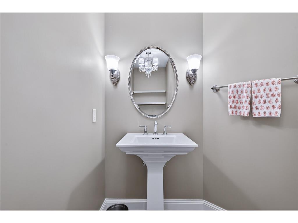 12400 Huntingdon Lane Minnetonka MN 55305 7074738 image40