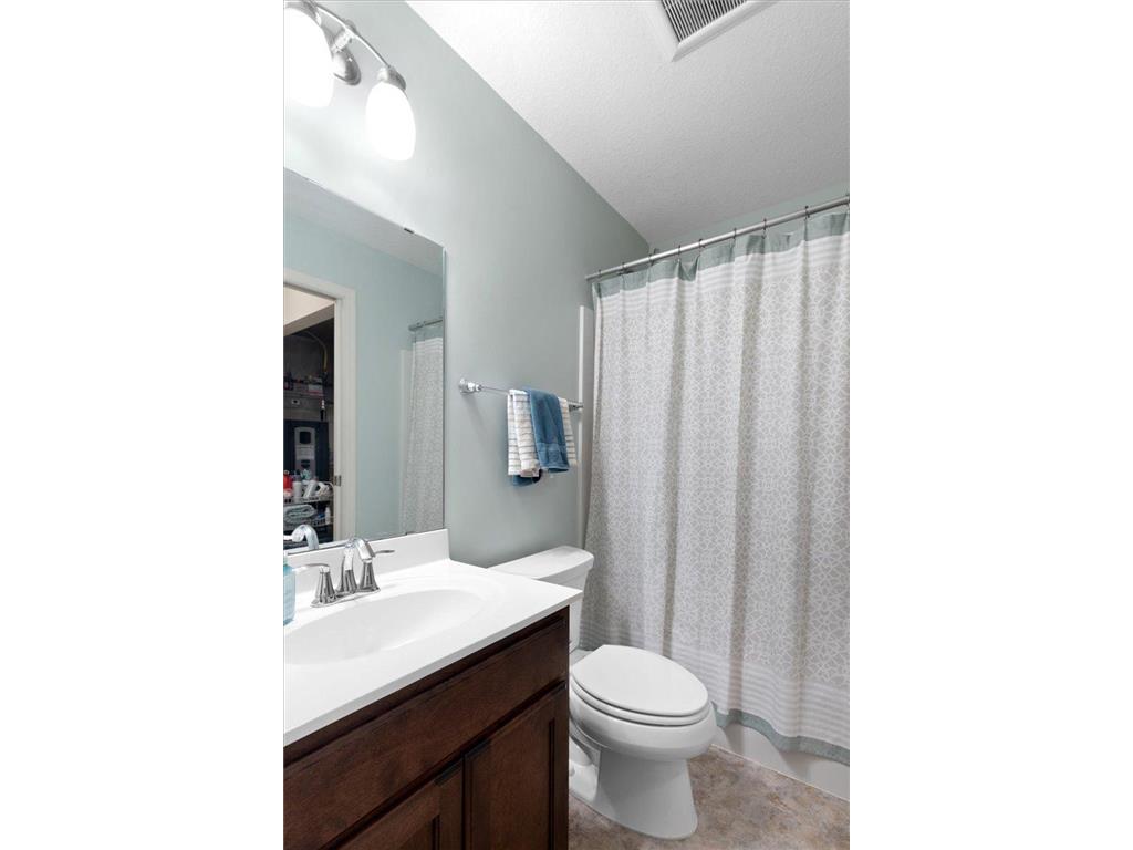 12401 Flanders Court NE #B Blaine MN 55449 7051544 image19