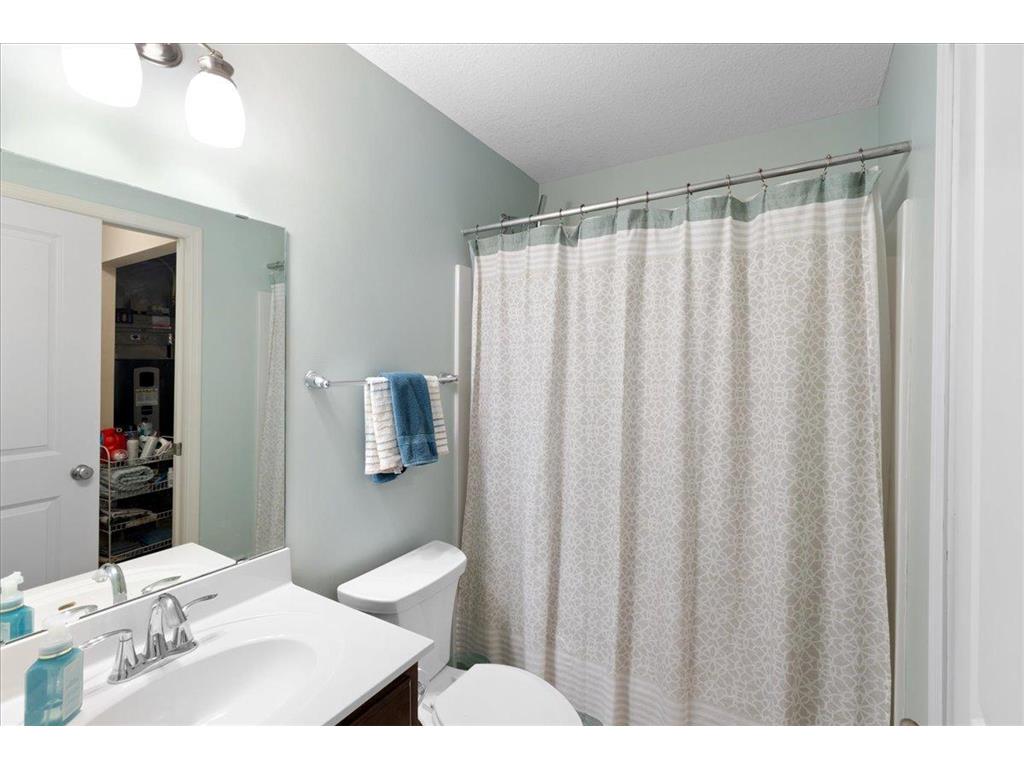 12401 Flanders Court NE #B Blaine MN 55449 7051544 image20