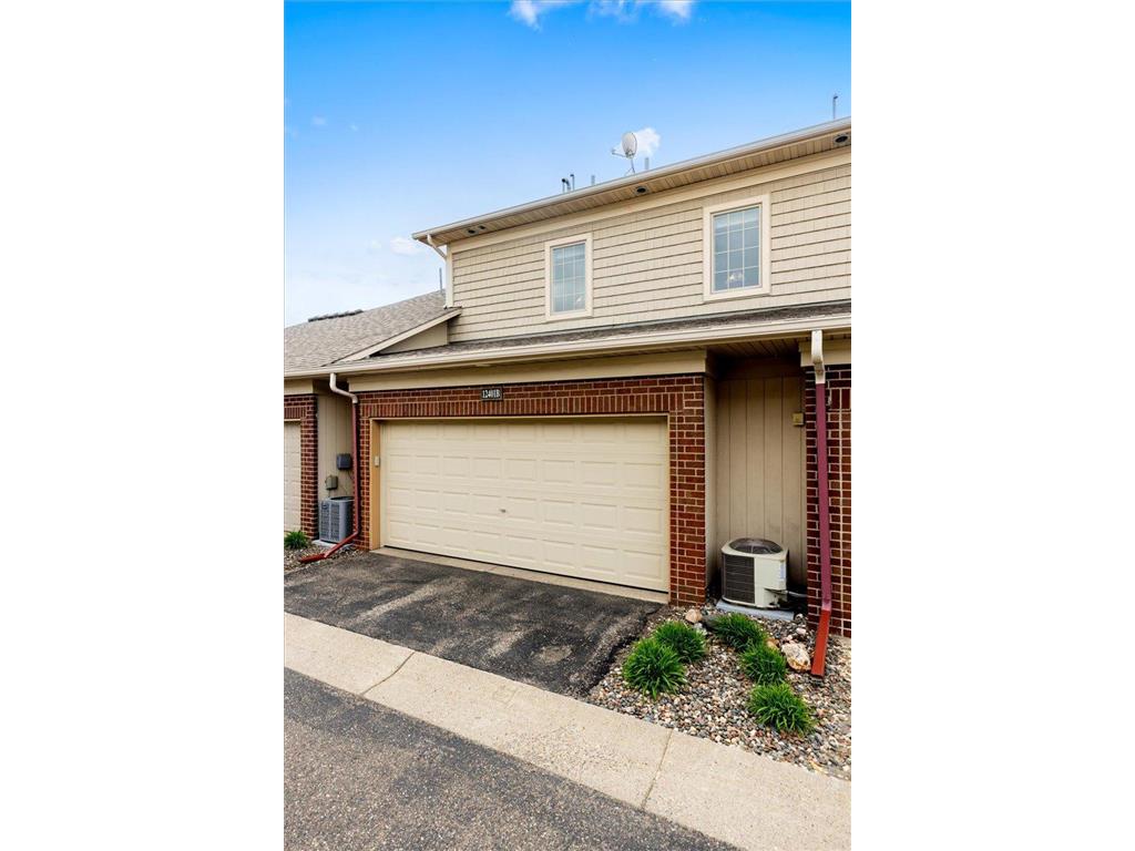 12401 Flanders Court NE #B Blaine MN 55449 7051544 image26