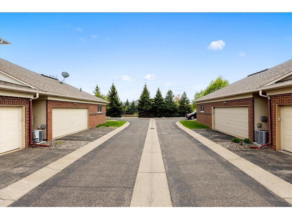 12401 Flanders Court NE #B Blaine MN 55449 7051544 image28