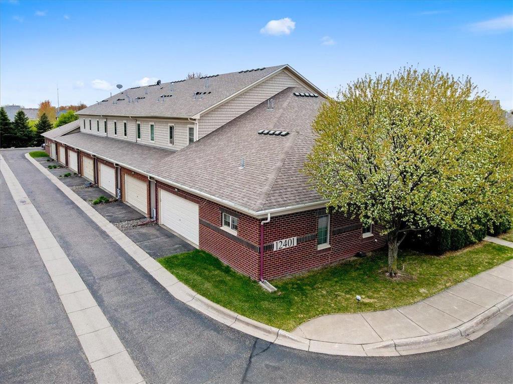 12401 Flanders Court NE #C Blaine MN 55449 7074517 image42