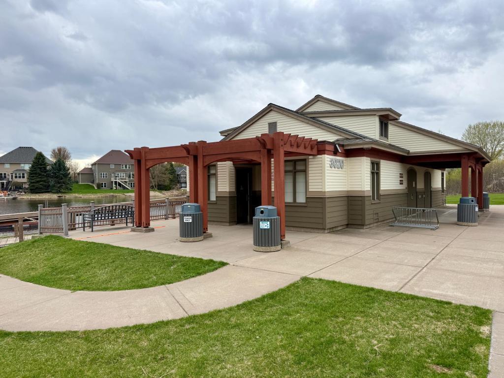 12401 Flanders Court NE #C Blaine MN 55449 7074517 image48