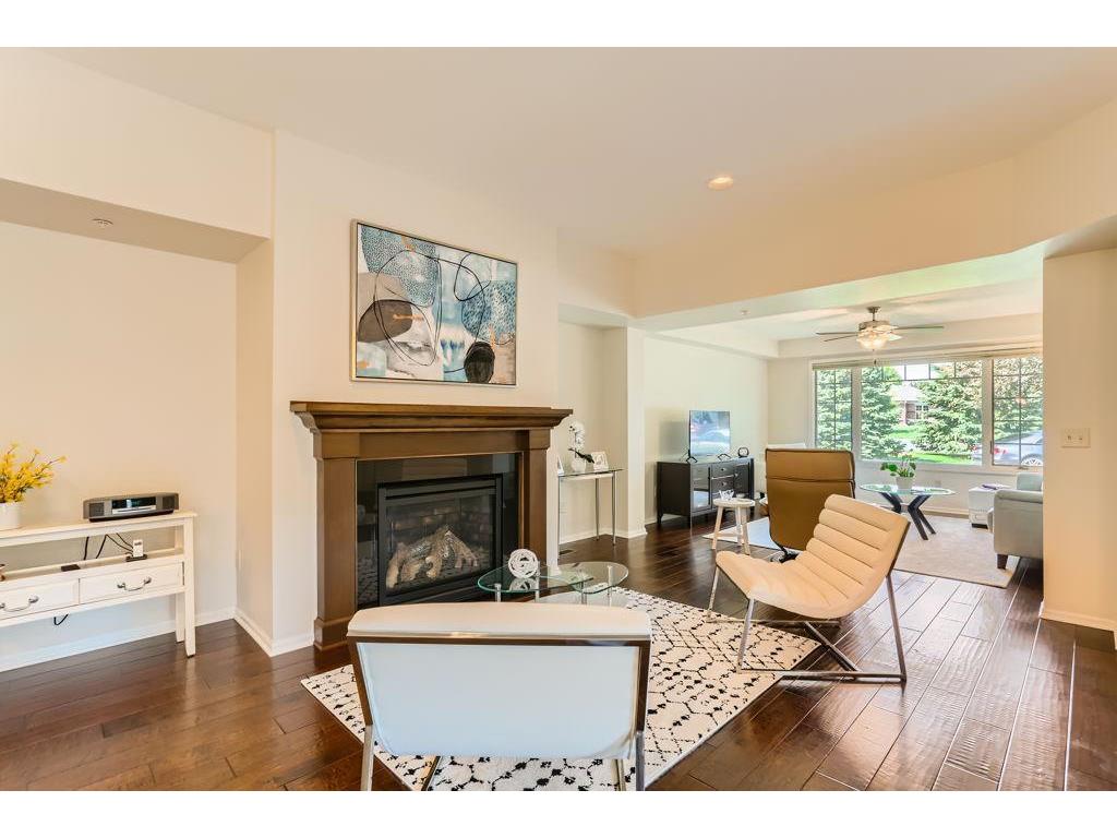 12401 Flanders Court NE #G Blaine MN 55449 6582853 image1