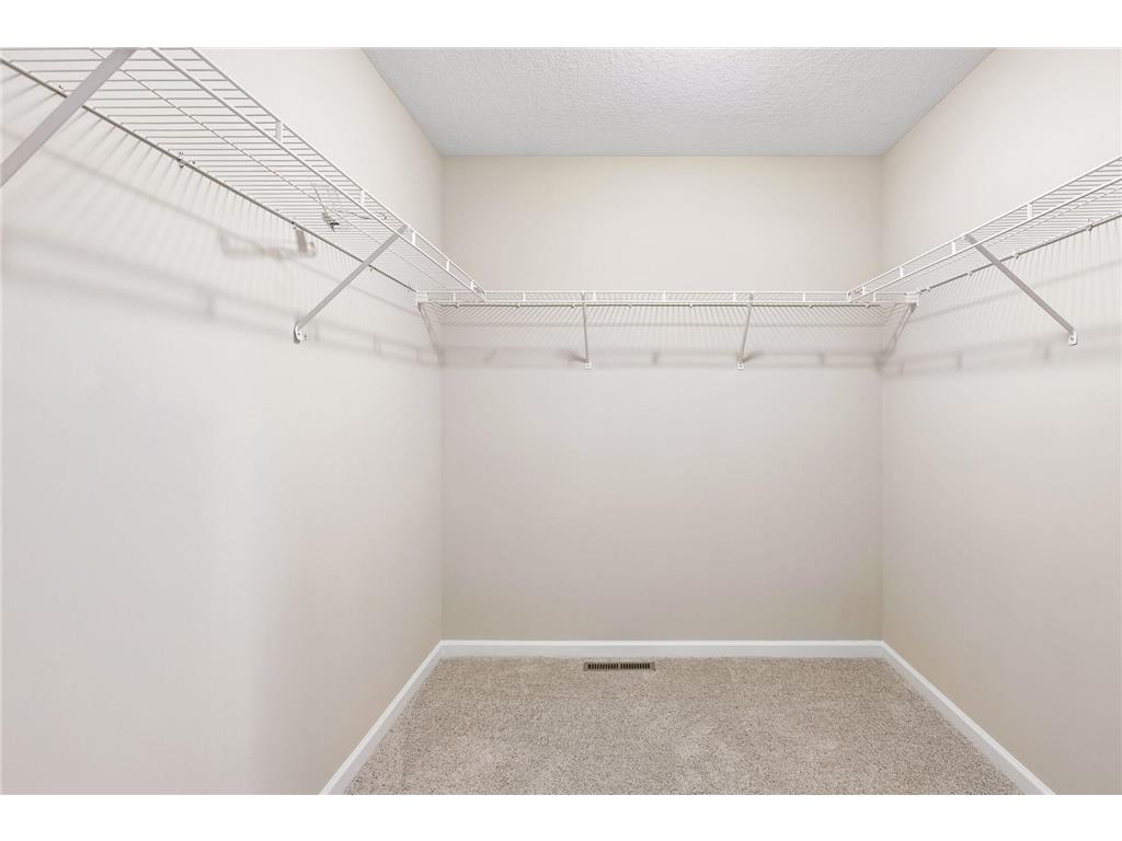 12405 Bataan Street NE Blaine MN 55449 7098166 image10