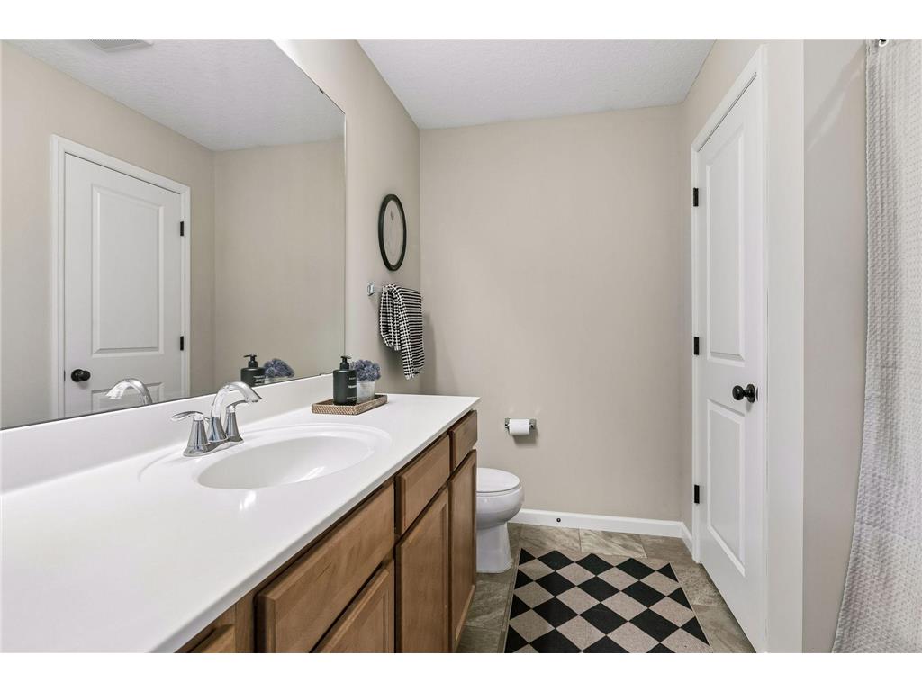 12405 Bataan Street NE Blaine MN 55449 7098166 image9