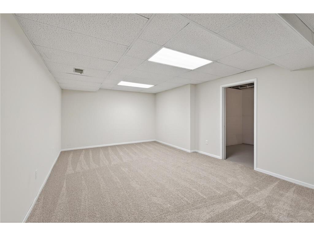 12405 Birnamwood Court Burnsville MN 55337 7086037 image32