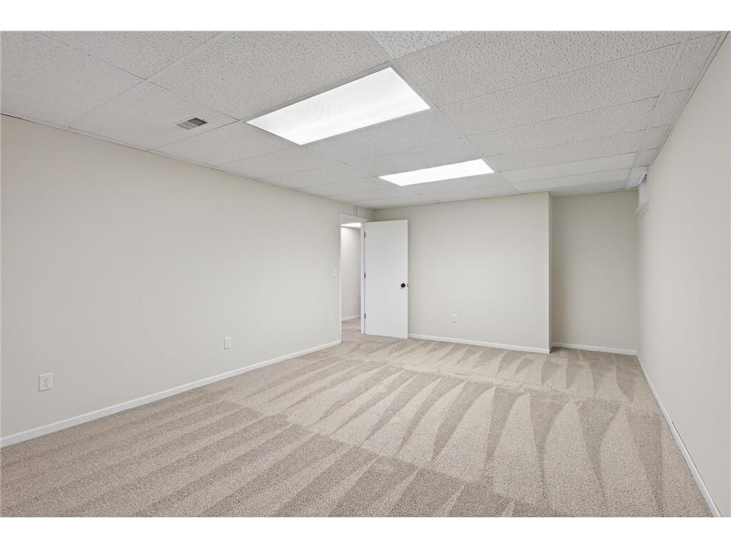 12405 Birnamwood Court Burnsville MN 55337 7086037 image36