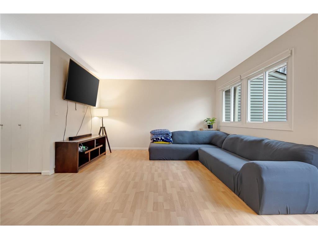 12409 Drake Street NW Coon Rapids MN 55448 6677246 image1