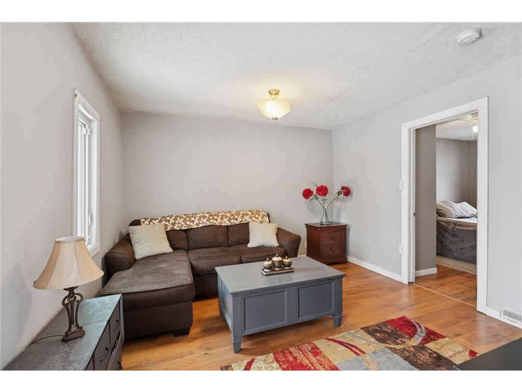 1241 Barclay Street Saint Paul MN 55106 7012284 image24