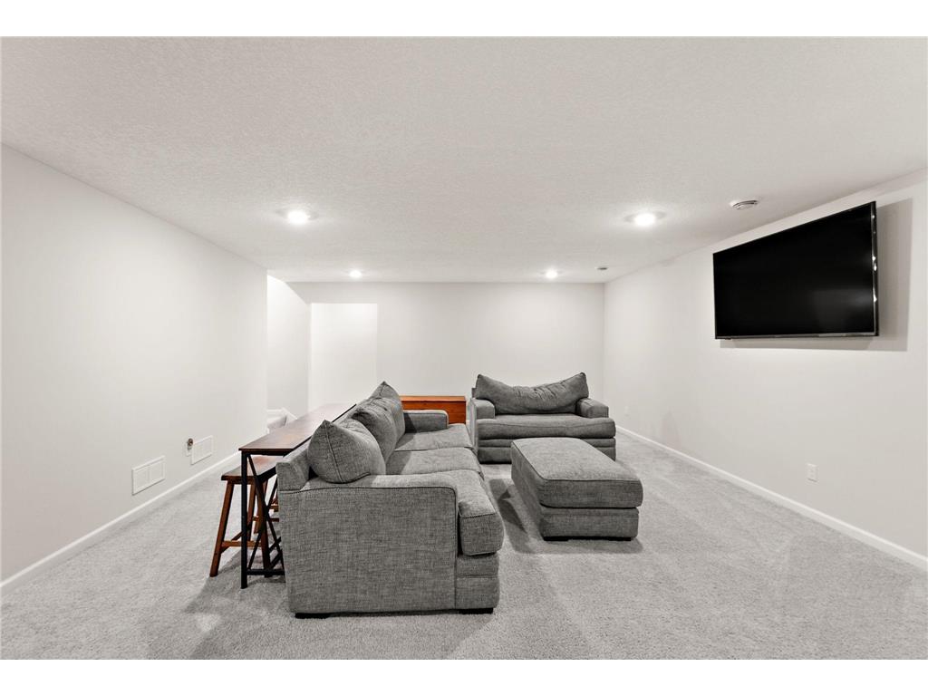 1241 Edge Way Jordan MN 55352 7061691 image69