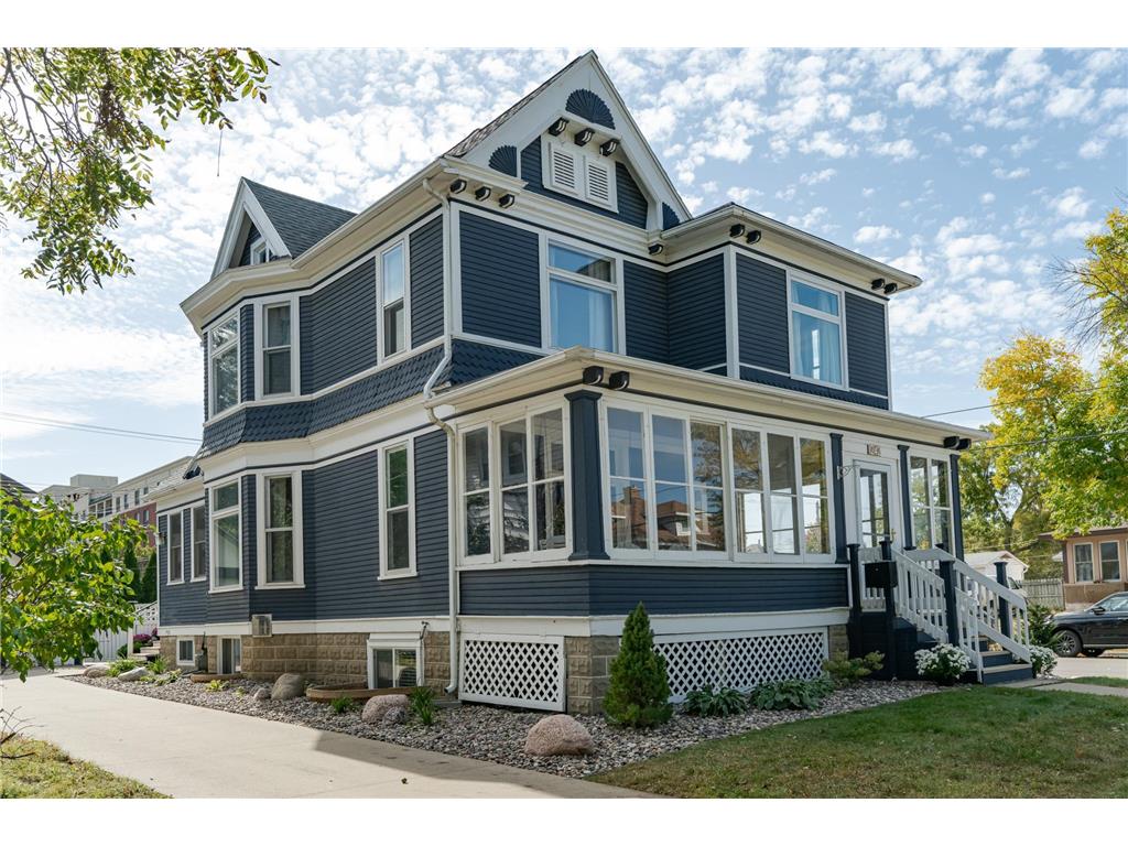 1242 Center Street W Rochester MN 55902 6618409 image1