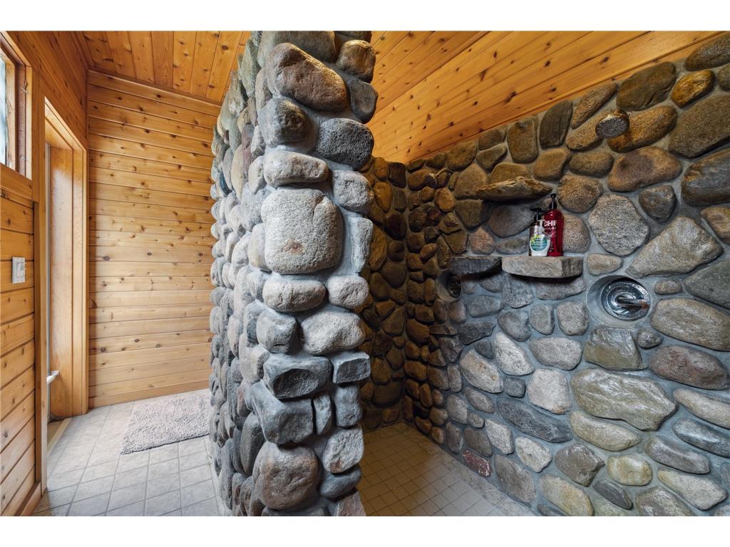 1242 Maple Leaf Trail NW Walker MN 56484 - Leech Lake 6710890 image39