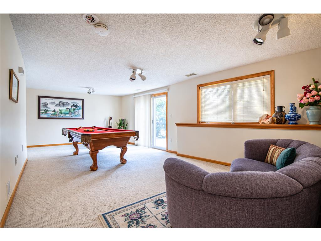 1242 Myrtle Street N Maplewood MN 55119 7036827 image16