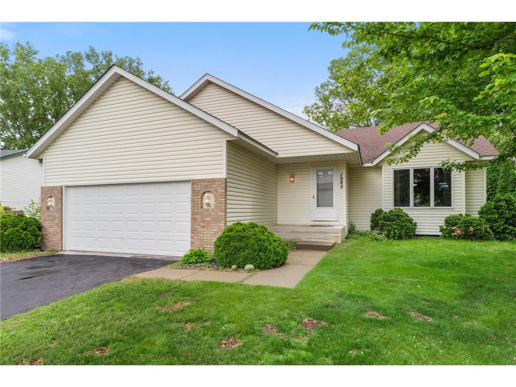 1242 Myrtle Street N Maplewood MN 55119 7093163 image1
