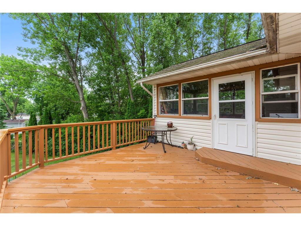 1242 Myrtle Street N Maplewood MN 55119 7093163 image11