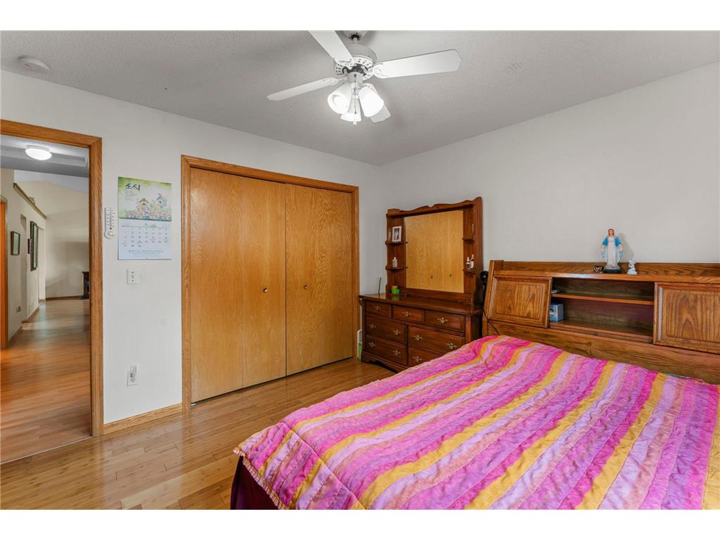 1242 Myrtle Street N Maplewood MN 55119 7093163 image32