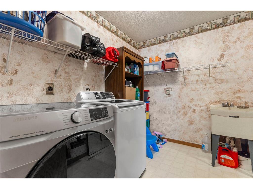 1242 Myrtle Street N Maplewood MN 55119 7093163 image34