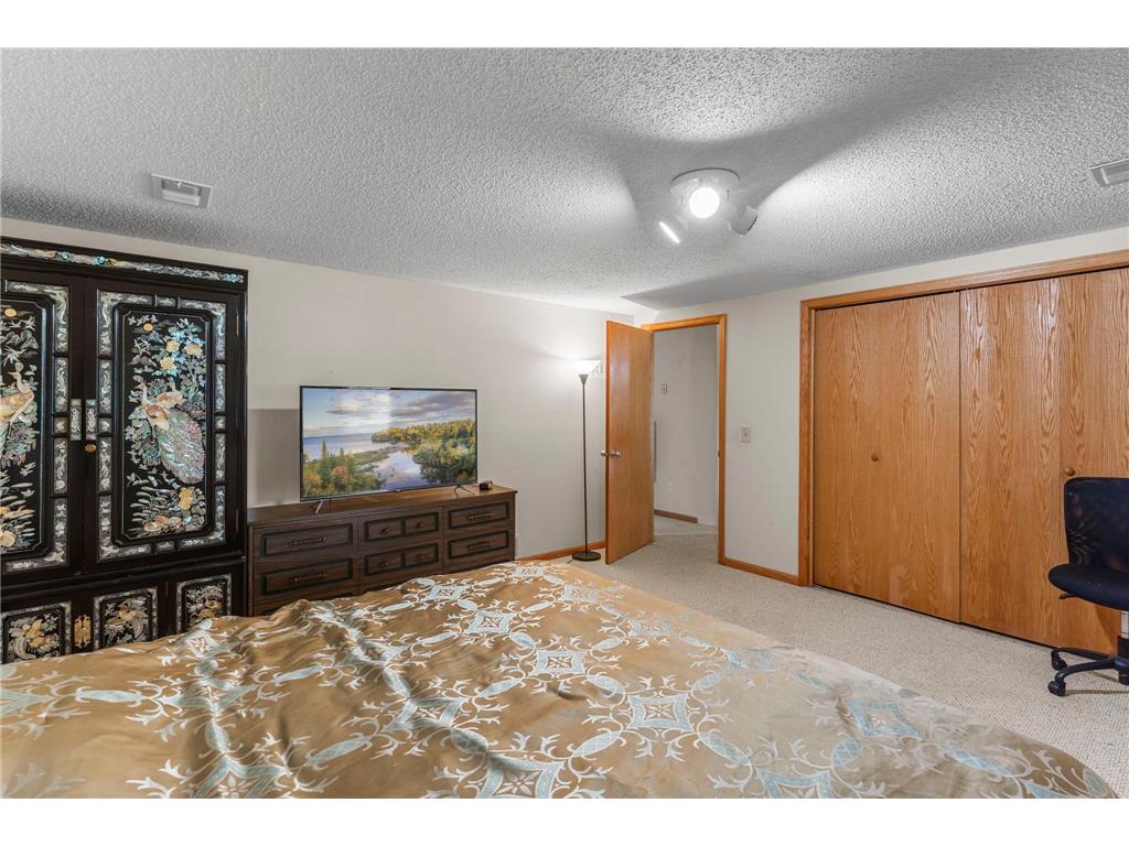 1242 Myrtle Street N Maplewood MN 55119 7093163 image39