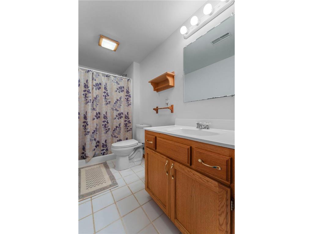 1242 Myrtle Street N Maplewood MN 55119 7093163 image43