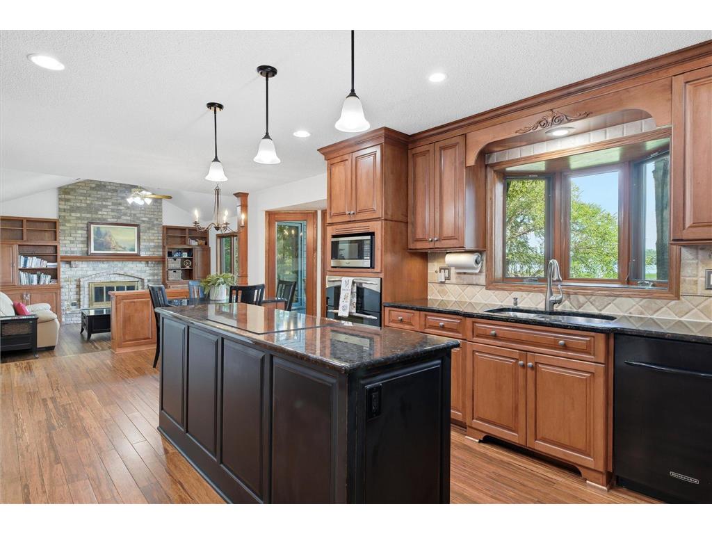 12428 54th Avenue N Plymouth MN 55442 - Bass Lake 7094336 image23