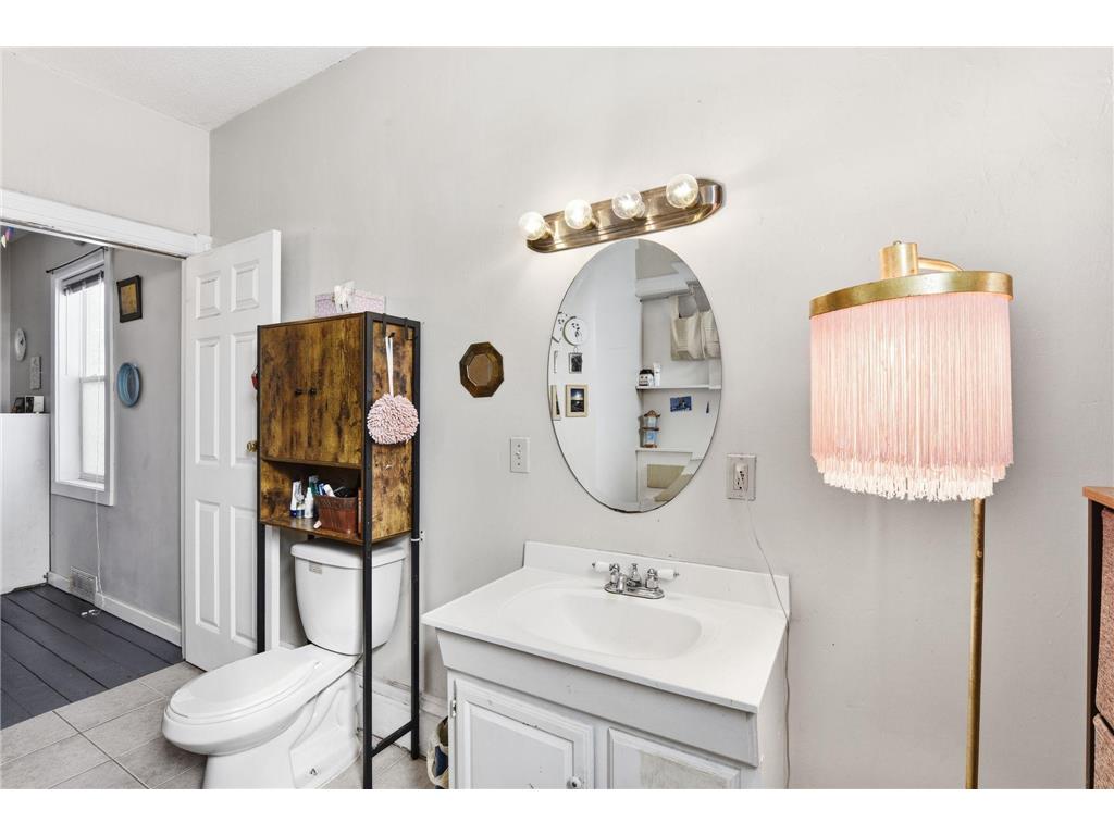 1243 Reaney Avenue Saint Paul MN 55106 7036628 image15