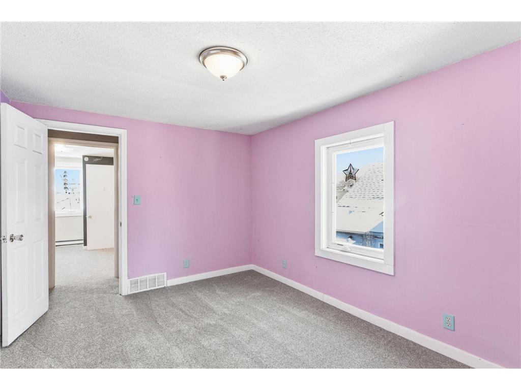 1243 Reaney Avenue Saint Paul MN 55106 7036628 image20