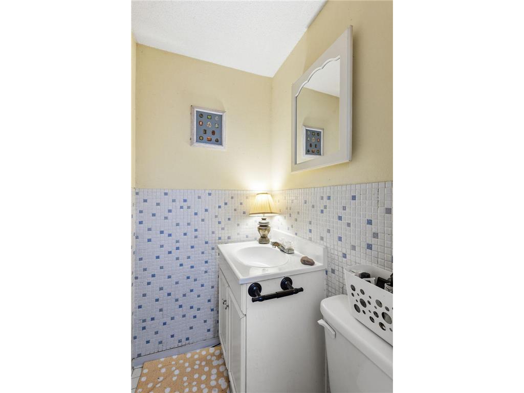 1243 Reaney Avenue Saint Paul MN 55106 7036628 image21