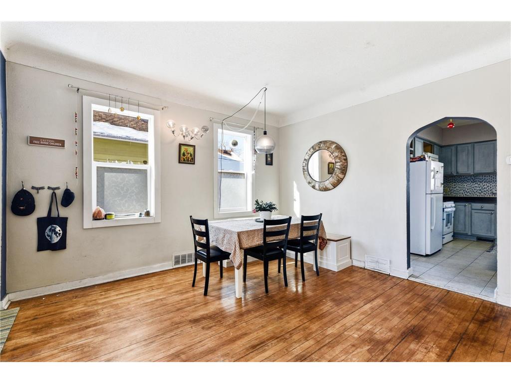 1243 Reaney Avenue Saint Paul MN 55106 7036628 image3