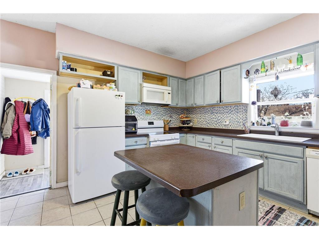 1243 Reaney Avenue Saint Paul MN 55106 7036628 image9