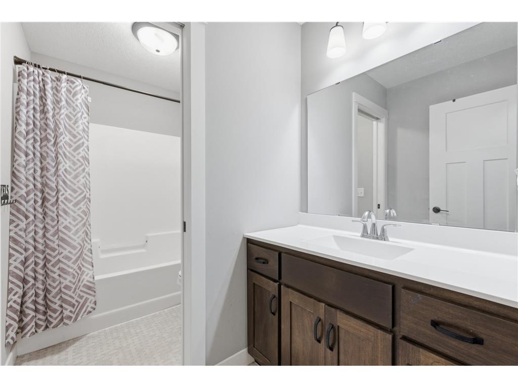 12430 Alder Street NW Coon Rapids MN 55448 7055832 image35