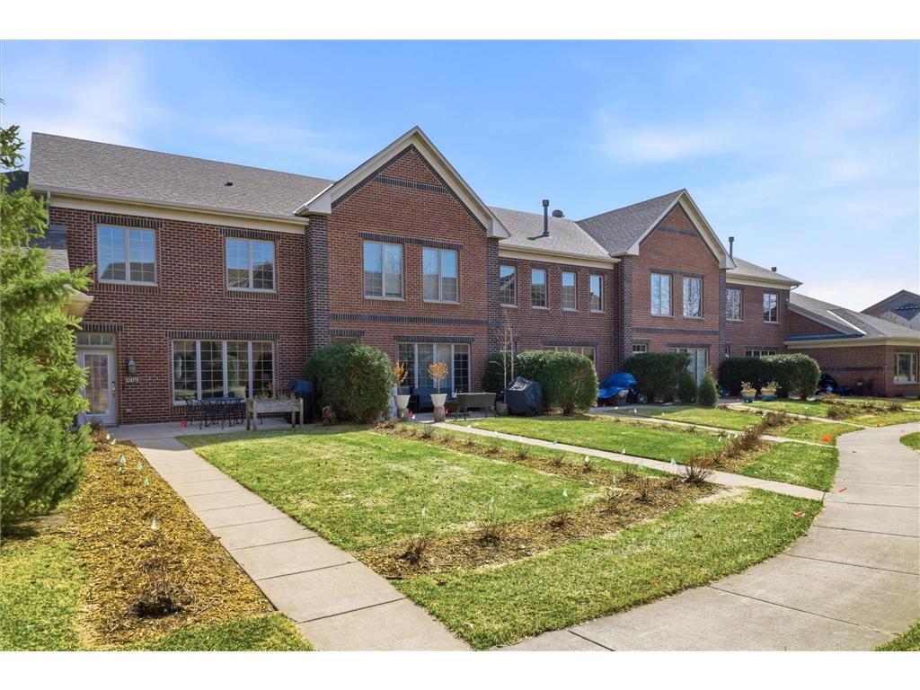 12437 Flanders Court NE #F Blaine MN 55449 7040333 image1
