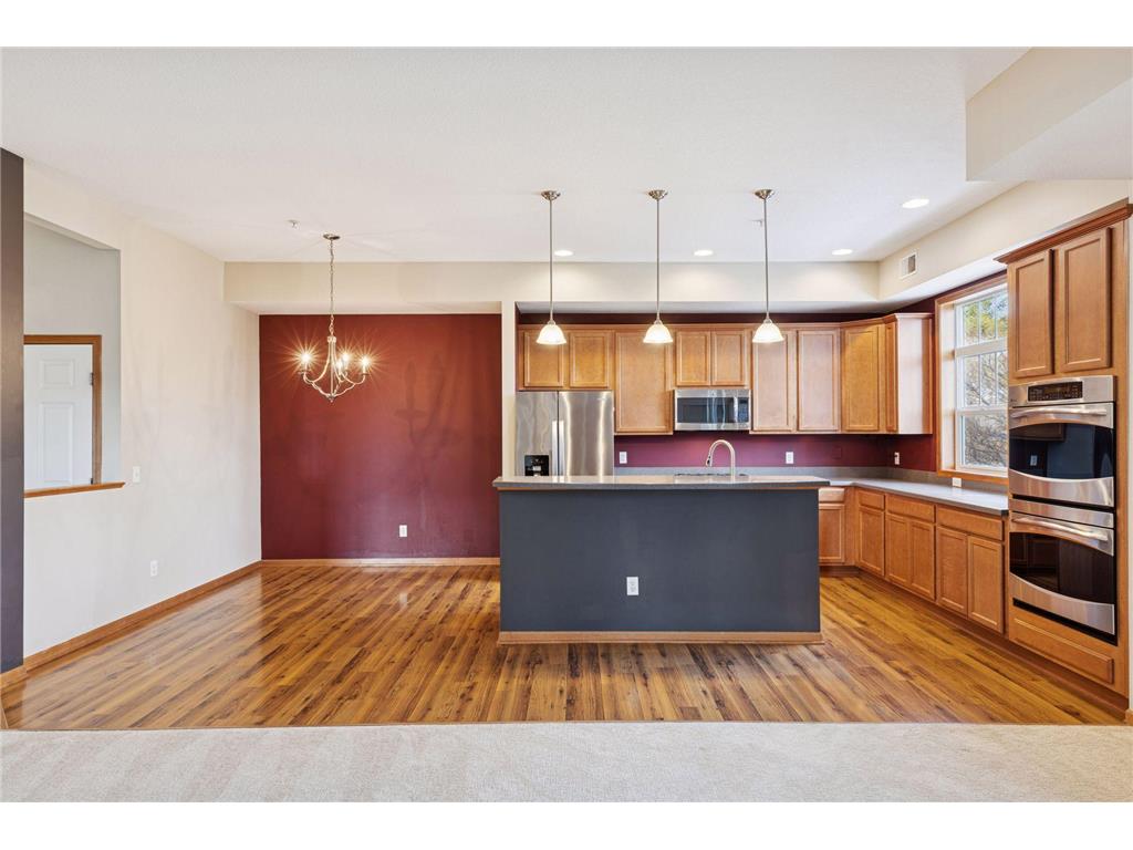 1244 County Road D E #106 Maplewood MN 55109 7023930 image13