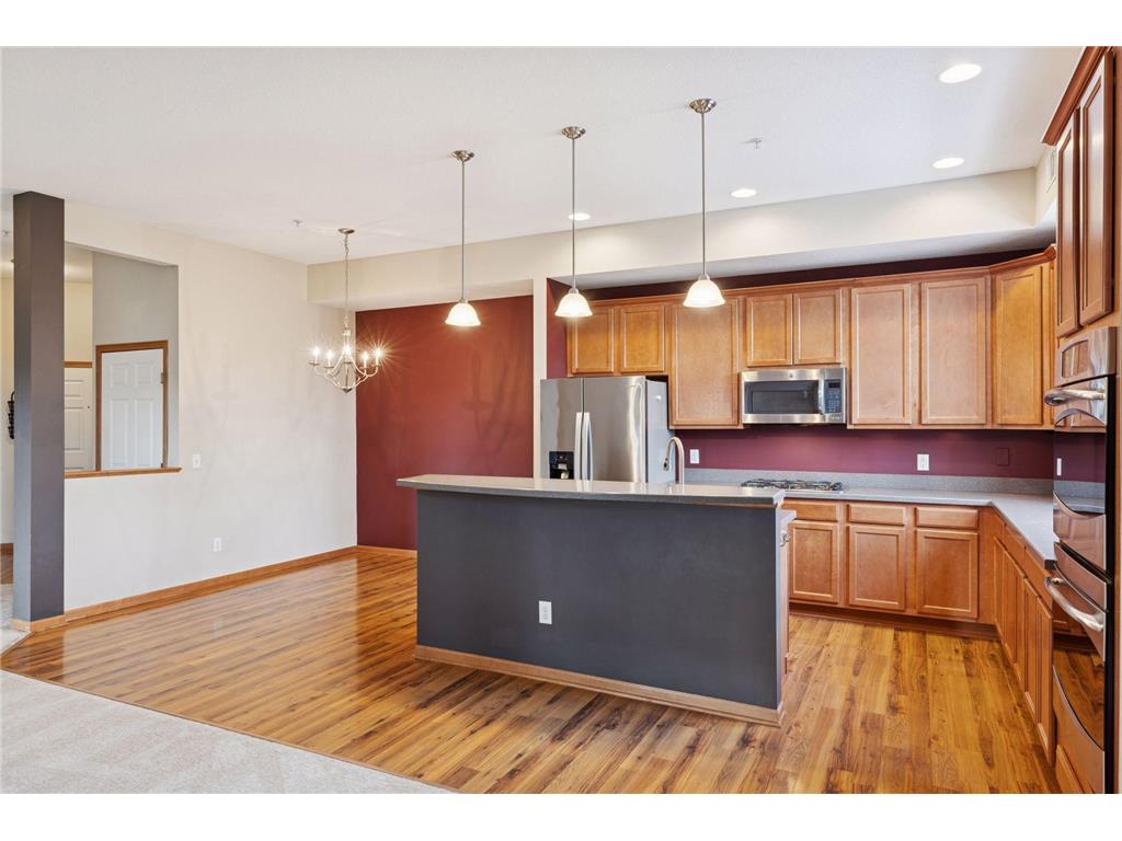 1244 County Road D E #106 Maplewood MN 55109 7023930 image14