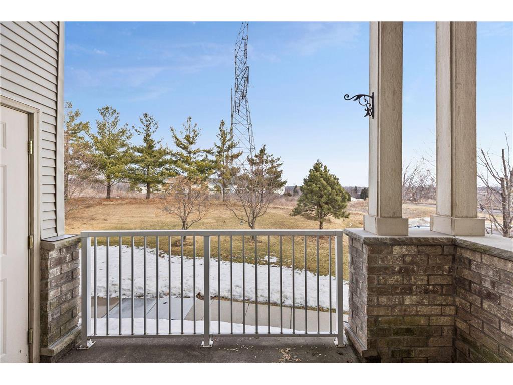 1244 County Road D E #106 Maplewood MN 55109 7023930 image19