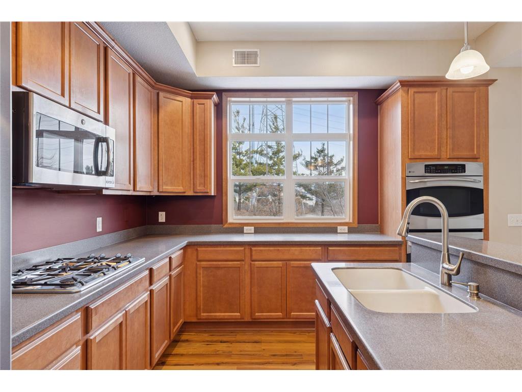 1244 County Road D E #106 Maplewood MN 55109 7023930 image5