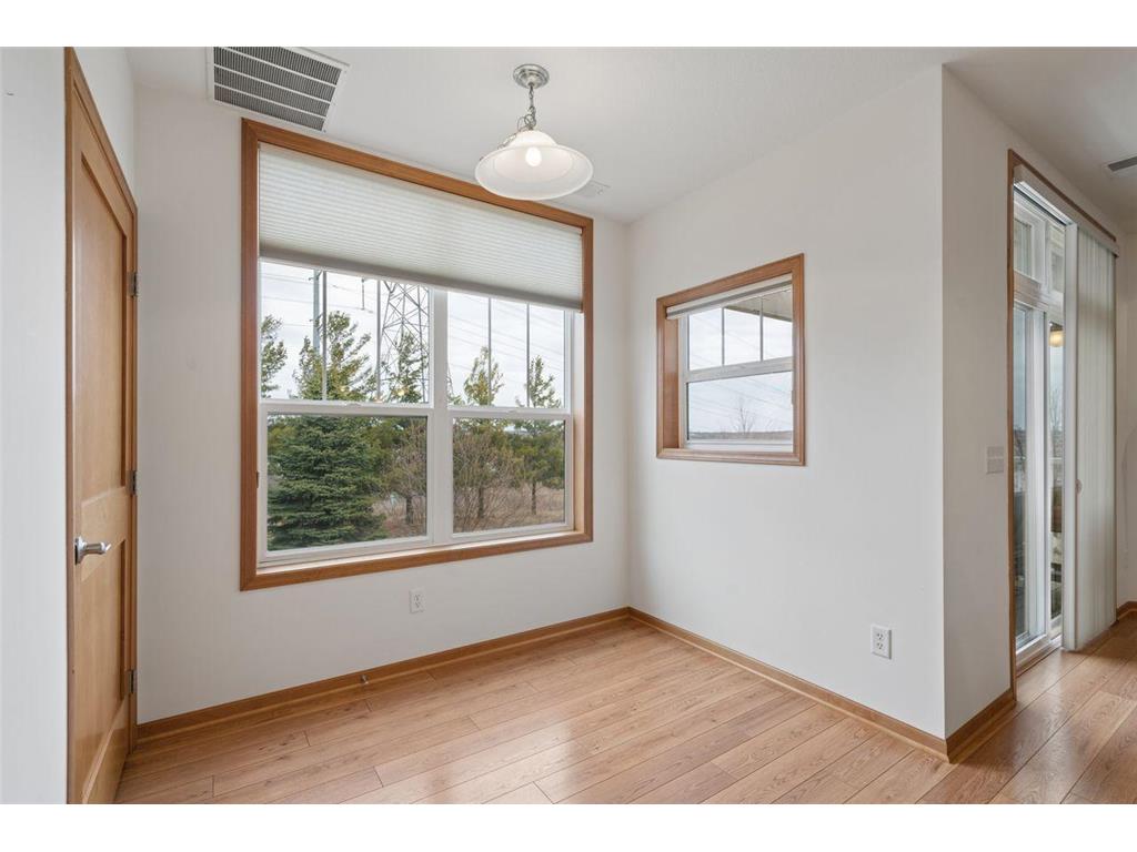 1244 County Road D E #205 Maplewood MN 55109 7044040 image12