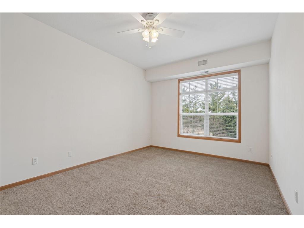 1244 County Road D E #205 Maplewood MN 55109 7044040 image15