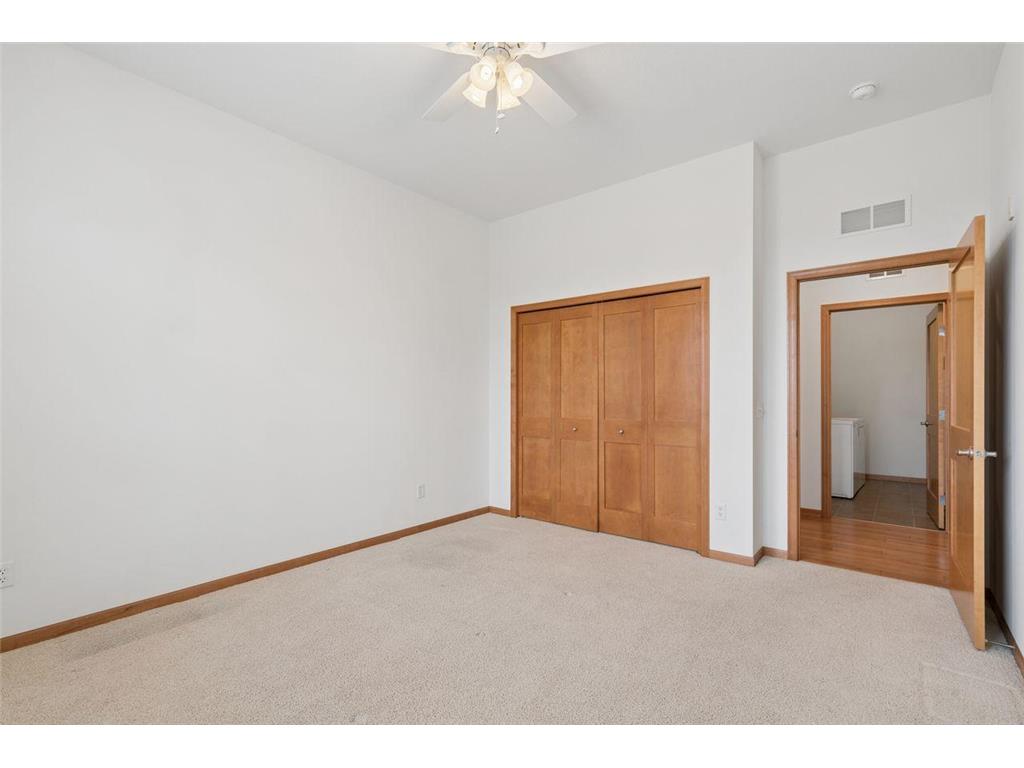 1244 County Road D E #205 Maplewood MN 55109 7044040 image18